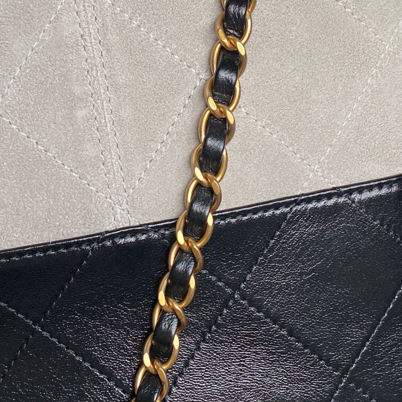 Ch**el shopping bags